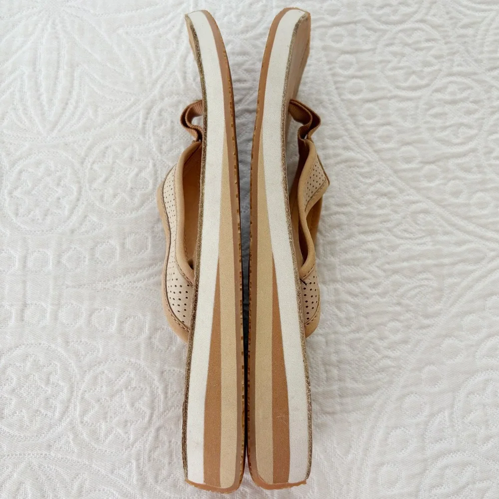 Olukai Women's Premium Leather Square Toe‎ Flip Flop Sandals W's 7